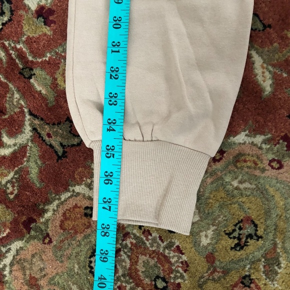 NWT H&M Divided Matching Co-Ord Beige Sweatpants Set Women's Small/Extra Small - Picture 6 of 10